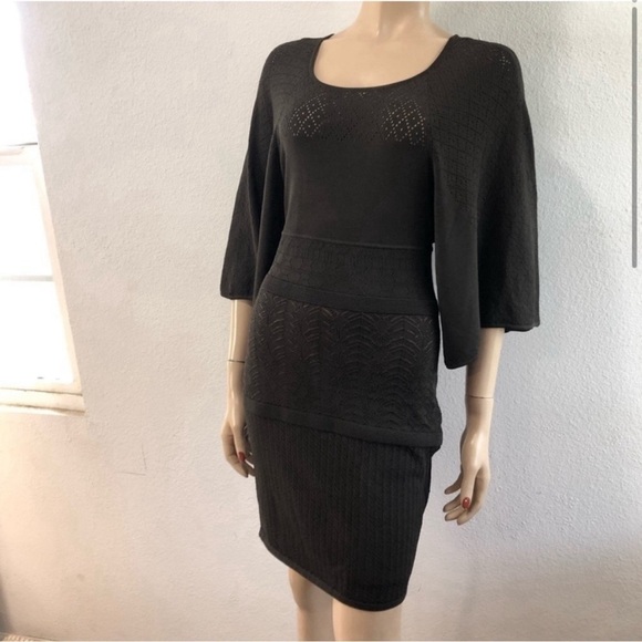 Catherine Malandrino Dresses & Skirts - CATHERINE MALANDRINO knit kimono sleeve bodycon dress